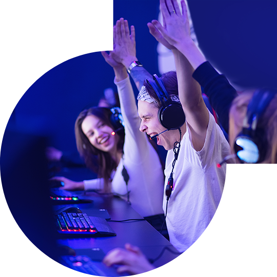 梦之城CITY OF DREAMS独家双向驱动技术<br>让电竞玩家尽情享受极致高速快感